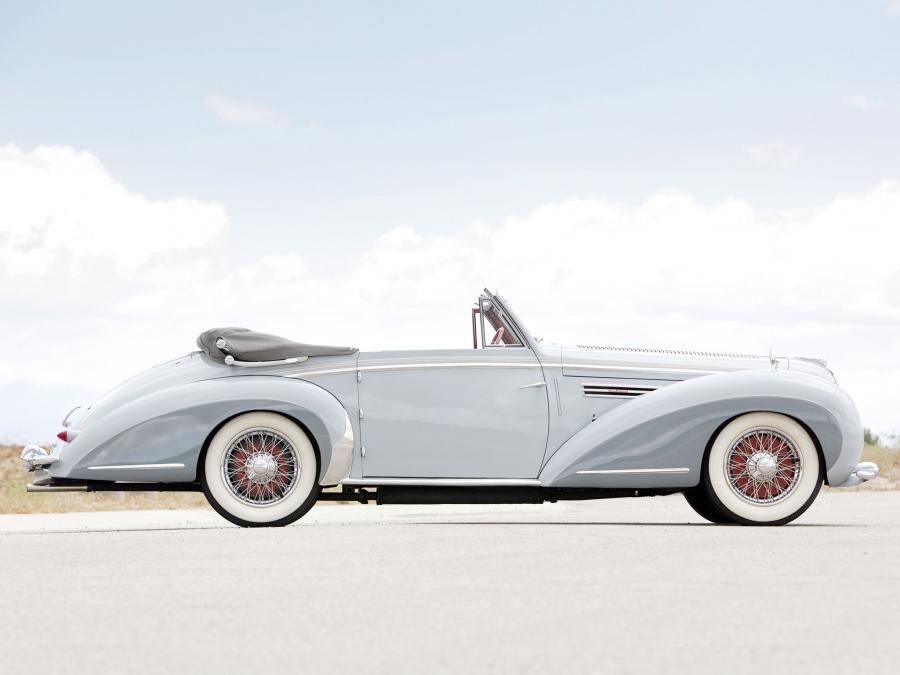  Delahaye 135 M Cabriolet par Chapron 1951 года  (фото 6 из 12)